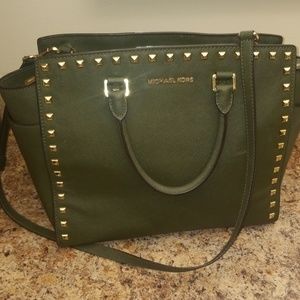 Michael Kors Selma XL 14" Tote
